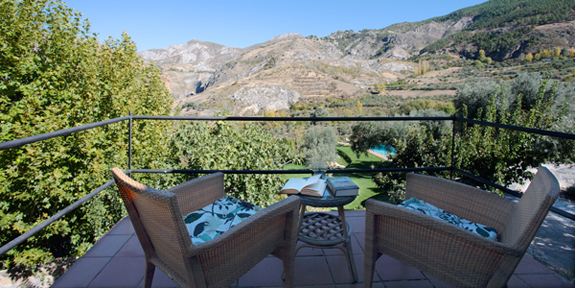 First-floor rooms have lovely long views at La Almunia del Valle