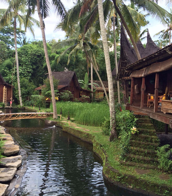 i-escape: Bambu Indah, Bali