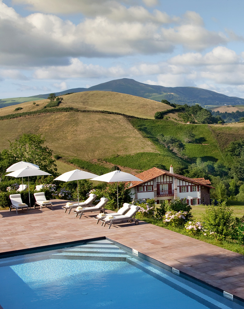 Find your perfect mountain retreat / Auberge Ostape, Gascony, France