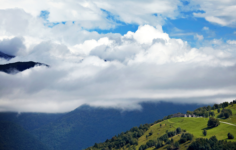 Find your perfect mountain retreat / Nebesa, Slovenia