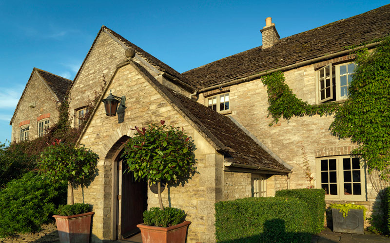 i-escape blog / Family Holidays 2018: Where to Book Now / Calcot Manor Hotel