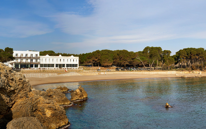 i-escape blog / Best Family Beach Holidays / Hostal Empuries