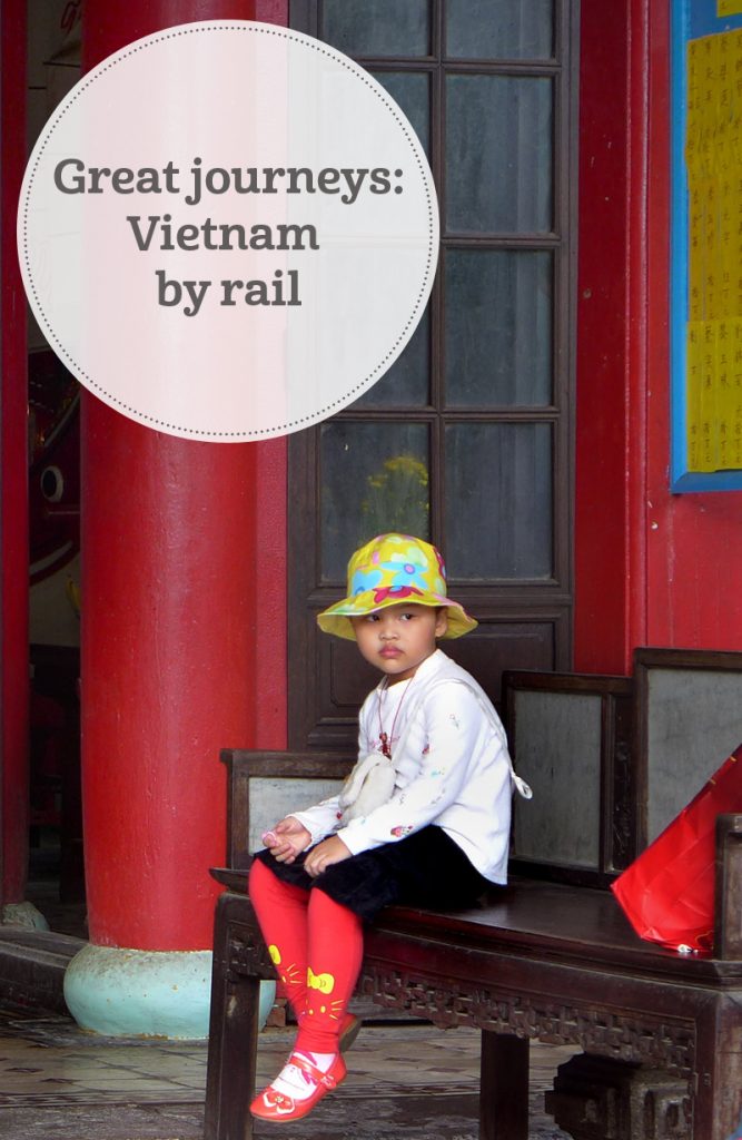 the i-escape blog / Great journeys: vietnam by train / Vietnamese girl