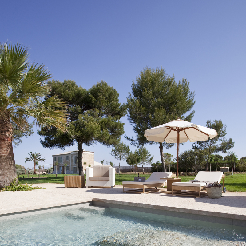 The i-escape blog / Discover the real Love Island: 8 romantic Mallorca hideaways / Font Santa Hotel