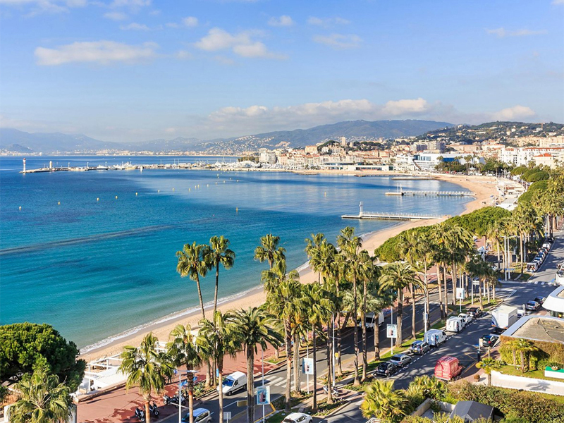 The i-escape blog / The 10 best-city-beaches-in-europe / Cannes