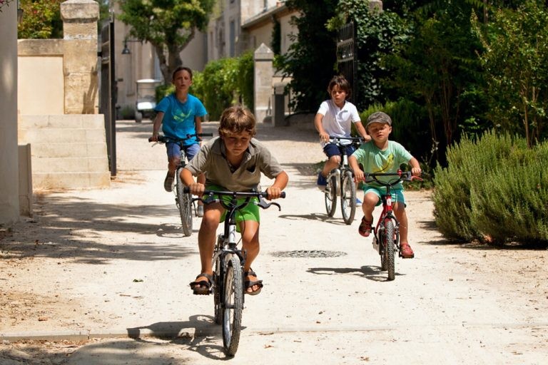 The i-escape blog / Summer in France: 8 secret family-friendly hideaways / Villas St Pierre de Serjac