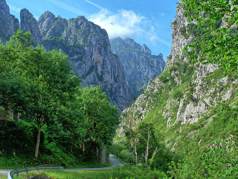 the i-escape blog / A guide to Asturias / Picos de Europa