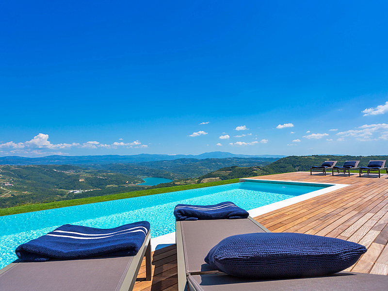 The i-escape blog / Sell-out summer: European hideaways you need to book now / Istria Design Villa