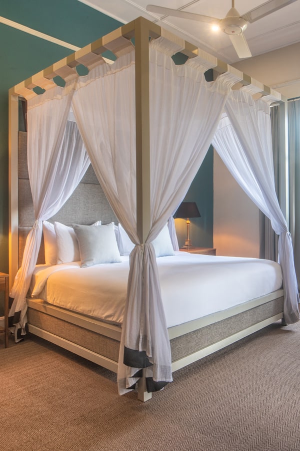 the i-escape blog / A honeymoon tour of Sri Lanka and the Maldives / Nine Skies