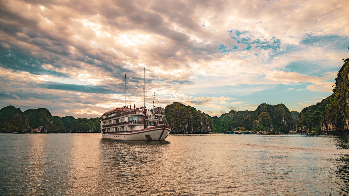 Heritage Line Cruises, Vietnam