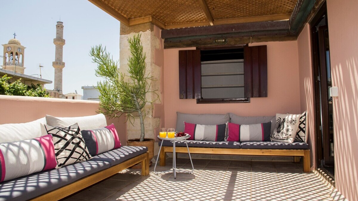 The Small Venetian House