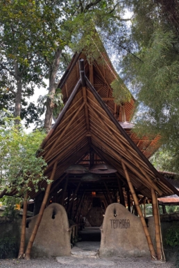 Bambu Indah, Bali