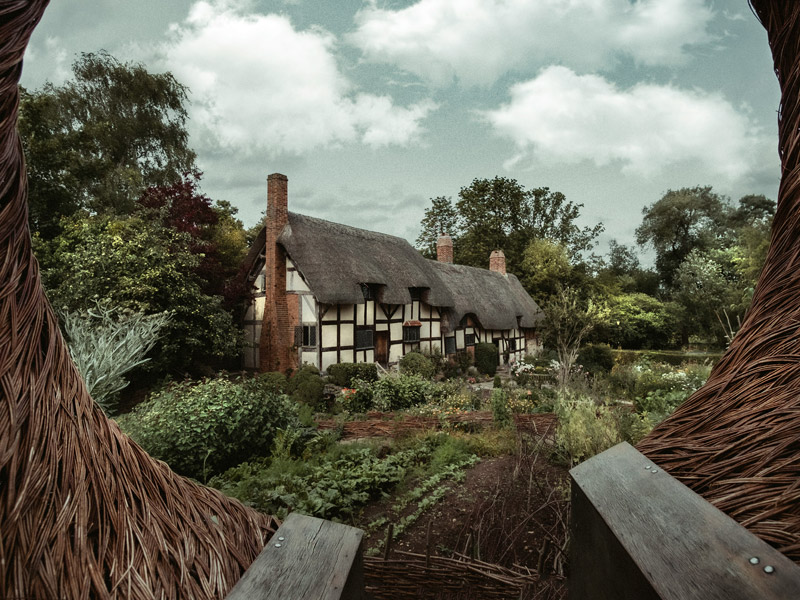 Anne Hathaway's House